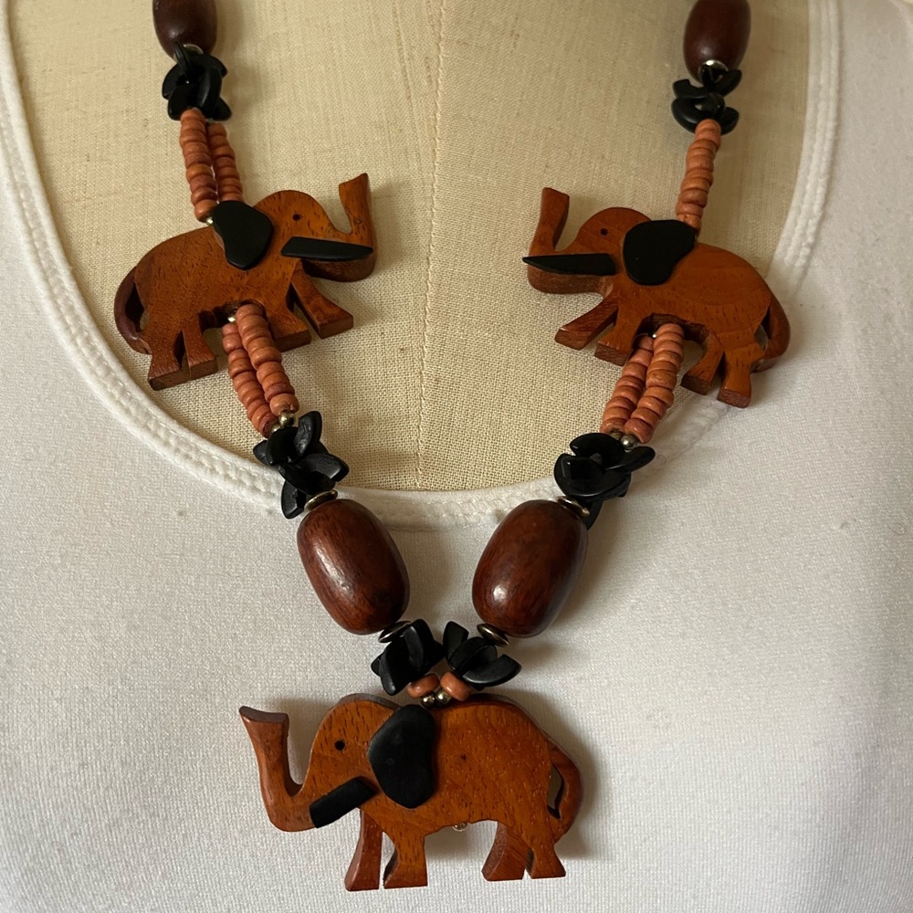 Elephant Pendant Necklace - Brown and Black